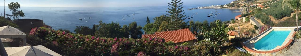 Villa Del Mare Ligure Terme & Spa Piscina A 37 Gradi サント・ステーファノ・アル・マーレ エクステリア 写真