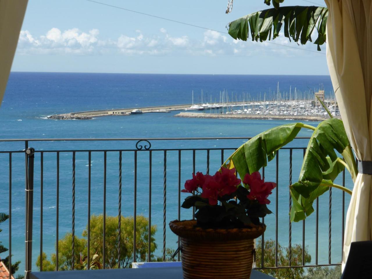 Villa Del Mare Ligure Terme & Spa Piscina A 37 Gradi サント・ステーファノ・アル・マーレ エクステリア 写真